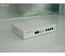 光纖收發(fā)器 現(xiàn)代網(wǎng)絡(luò)通信的“無聲橋梁”